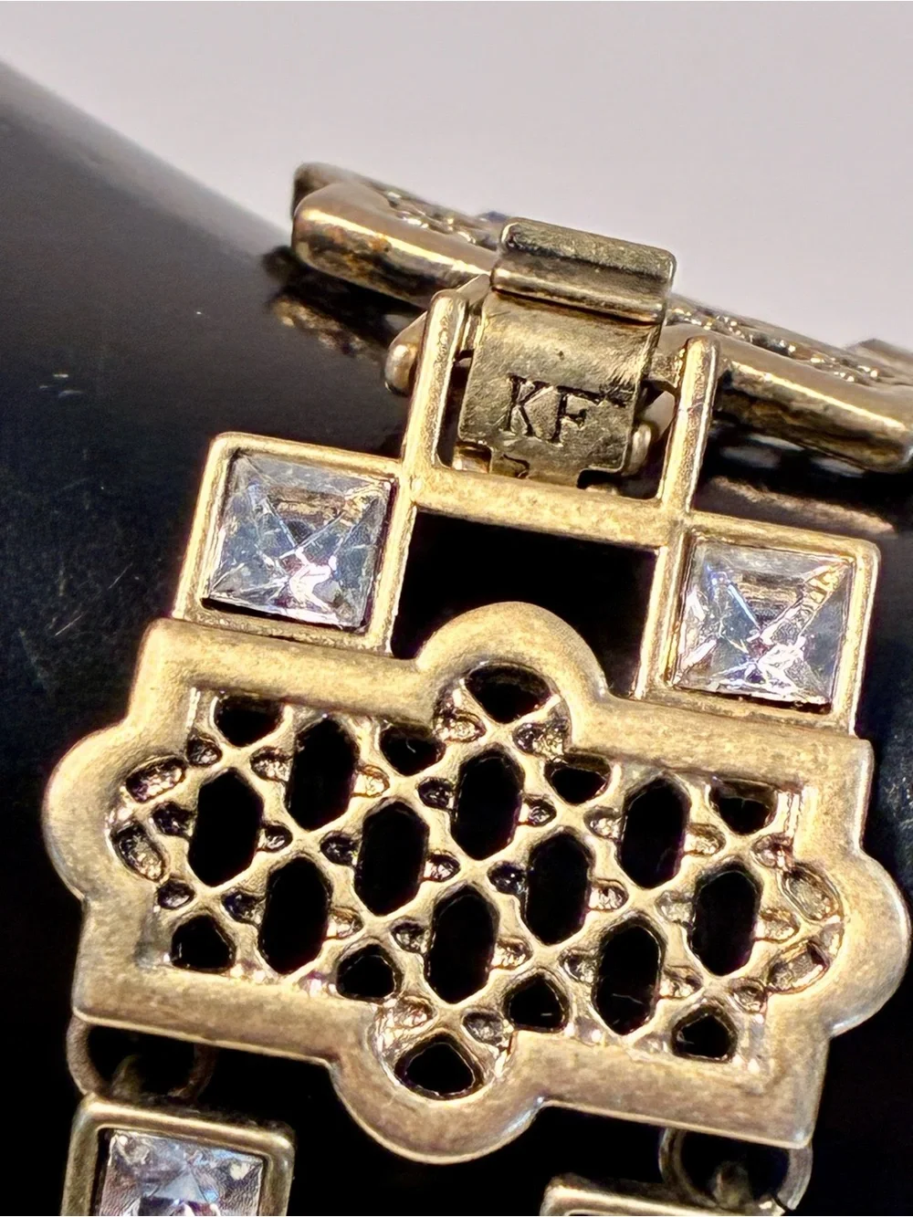 Gold-Tone Filigree Link Bracelet with Clear Stones Classic Timeless Lightweight
